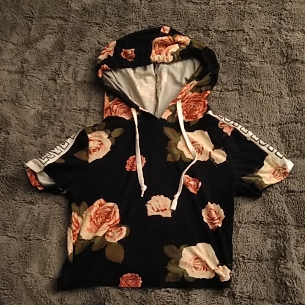 Rose Hooded Crop Top